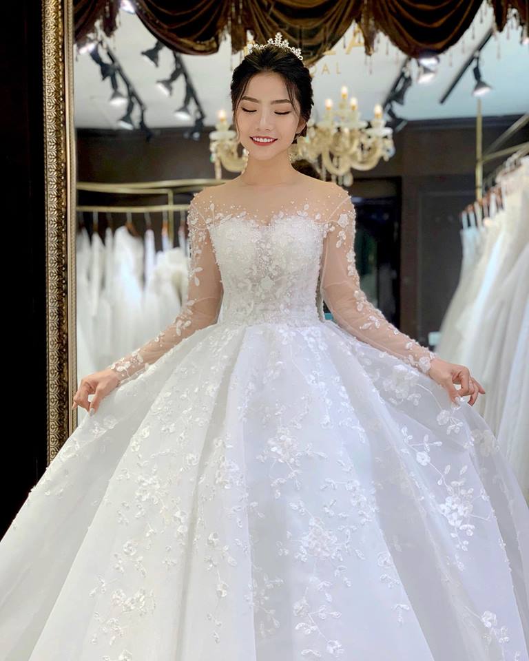 váy cưới xòe bồng đẹp 2019